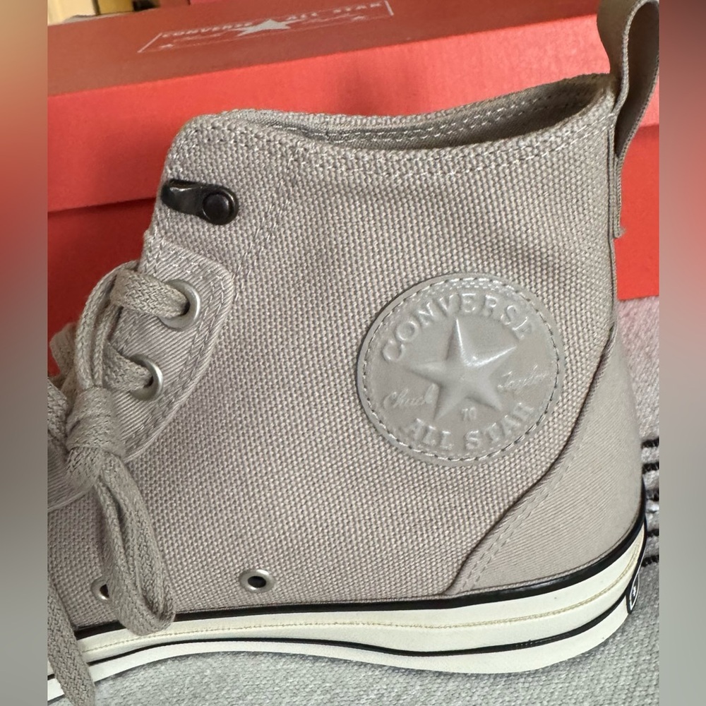 Converse Chuck 70 Men's High-Top Taupe Sneakers size 10.5 - Picture 2 of 6